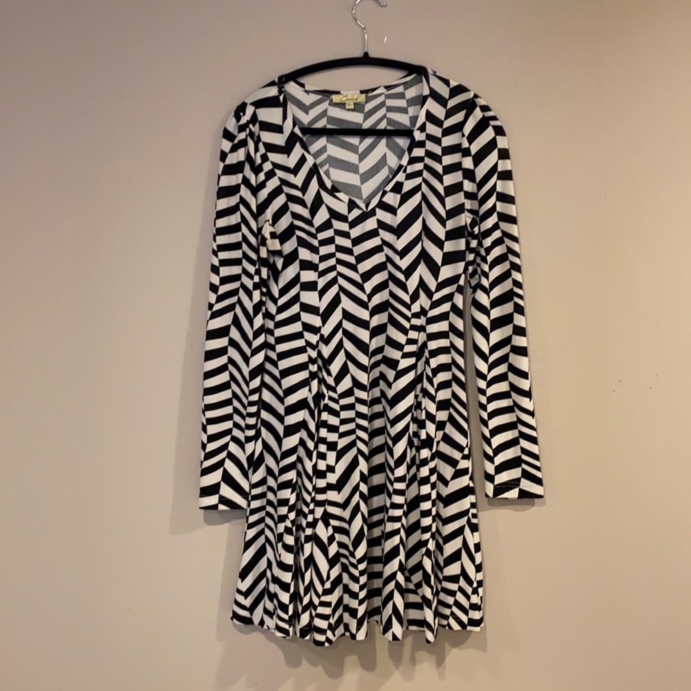 CUTE B/W Dress